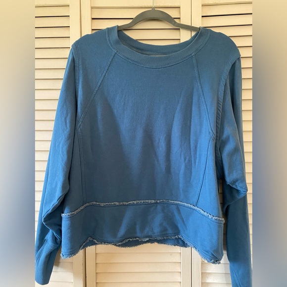 Free people movement sweatshirt size L. - Picture 3 of 4